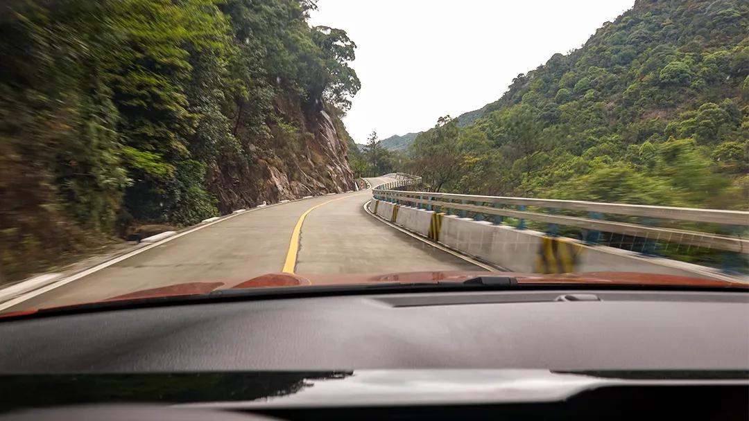 这款20万级合资suv城市和越野通杀,11万级的合资suv来了坐拥高颜值