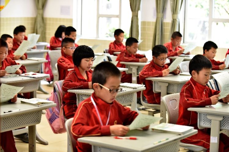 恒大足校新闻头条,恒大足校专访