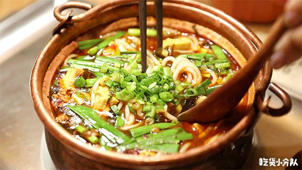 在北京吃遍全国30个地方的招牌菜,北京一天吃遍两个商场的快乐