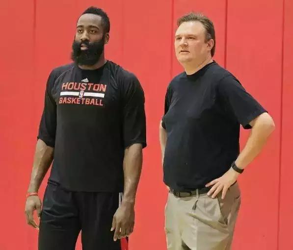 【法治热点早知道】婚礼办完，新郎将新娘告上法院！