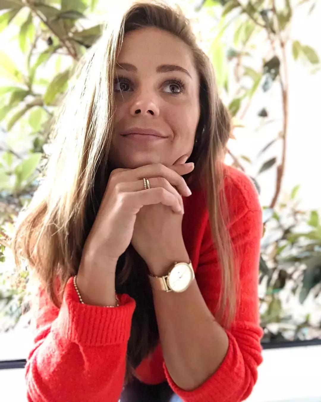 浣犺涪鐞冪殑鏍峰瓙鐪熺編浣滄枃,濮戝浣犲璺戠殑鏍峰瓙鐪熺編鍙ュ瓙