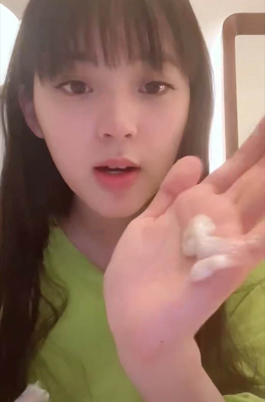 国货磨砂膏平价好用推荐,几乎零差评的国货磨砂膏