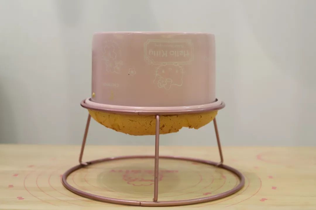 奶油鲜花蛋糕图片,鲜花奶油生日蛋糕