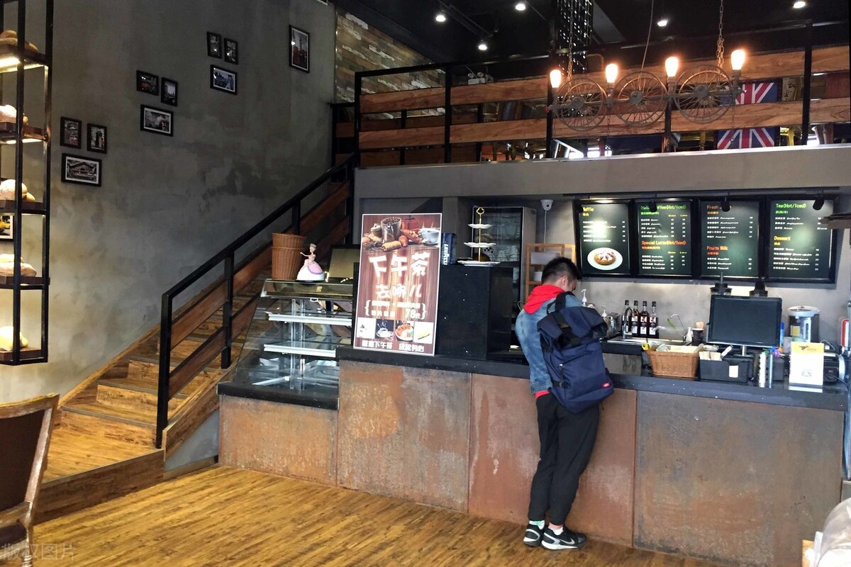 开一家咖啡馆需要怎么创业,如何开咖啡馆赚钱