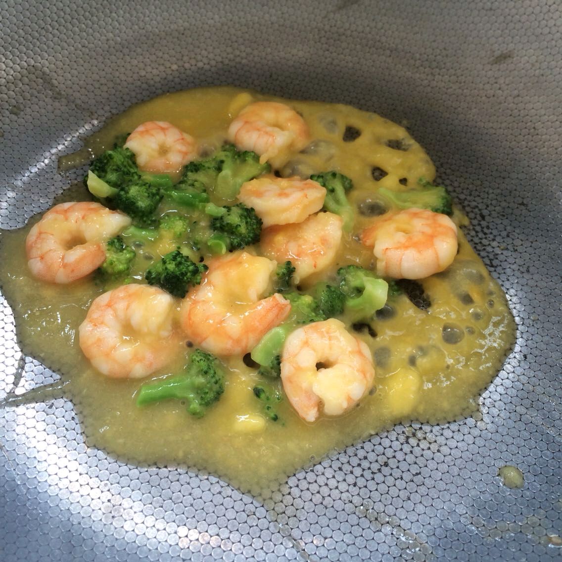 芒果炒虾仁和火龙果虾仁,芒果炒虾仁沙拉