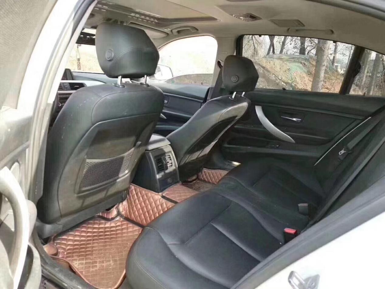 想要买个二手的车,18款宝马320li曜夜版二手多少钱