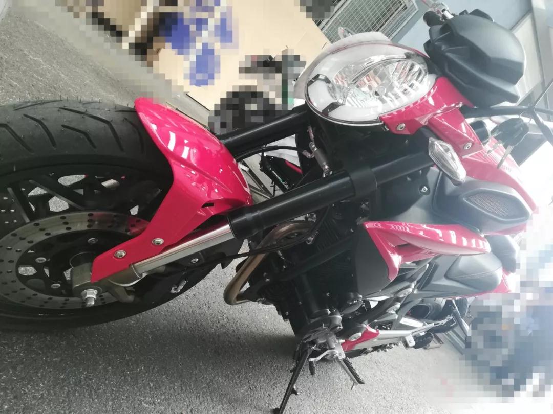 小排量单摇臂街车,大排量单摇臂街车