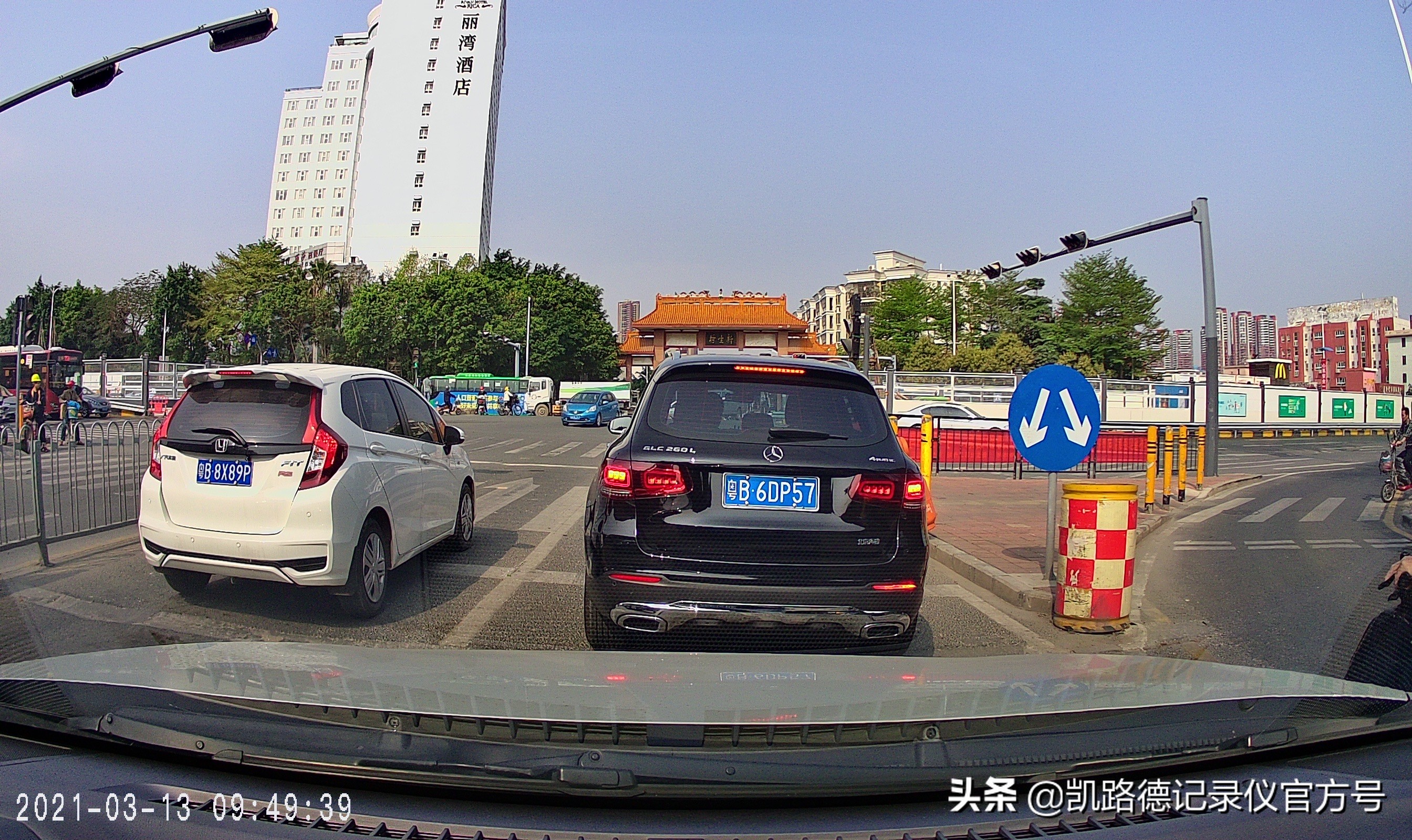 哈弗大*专狗**用行车记录仪上线，隐藏安装不用走线，手机看太方便了