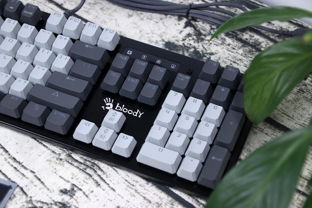 血手幽灵b770是热插拔么,血手幽灵b760t键盘测评