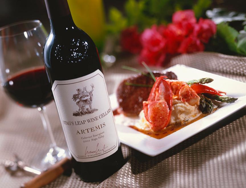 红酒醒酒之后可以倒满杯吗,红酒开瓶醒酒后能倒回去吗