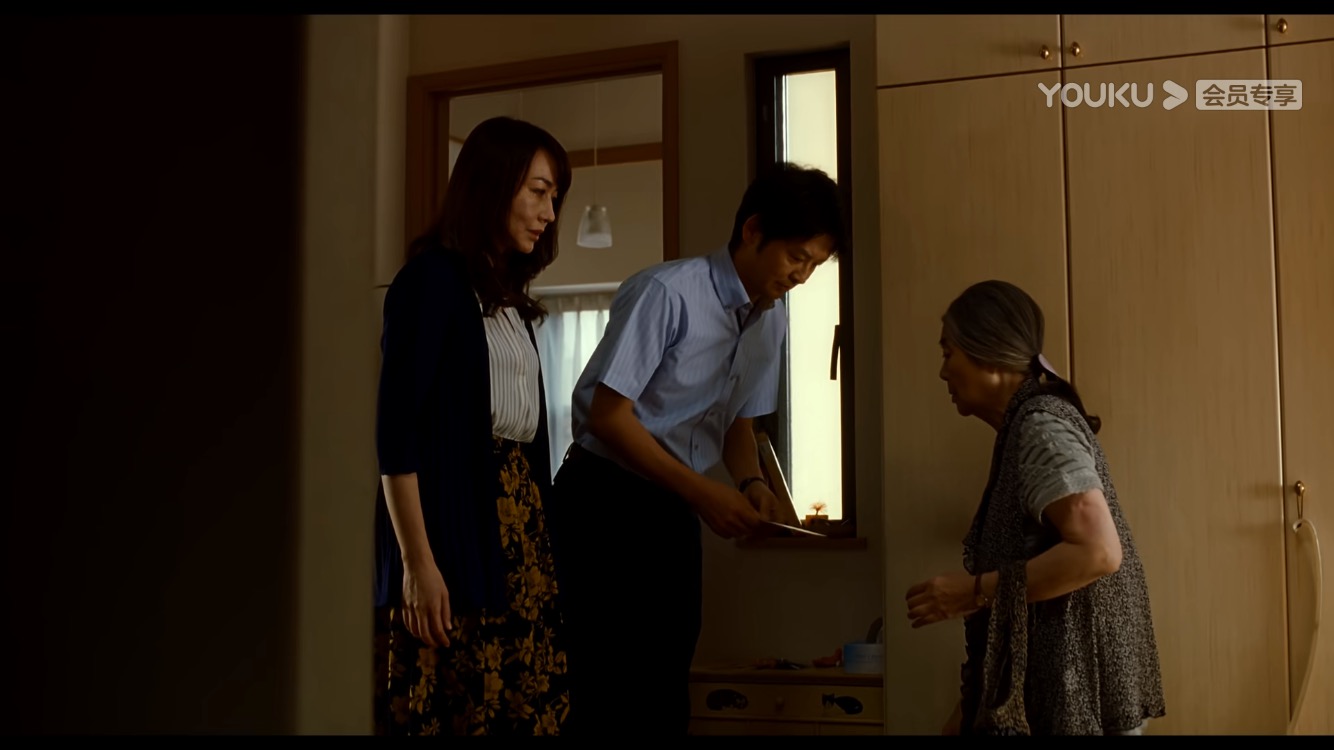 推荐电影小偷家族,小偷家族戛纳金棕榈获奖