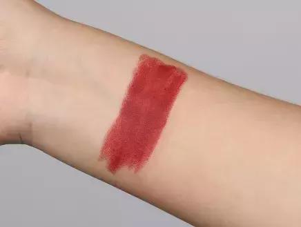 看着廉价的口红颜色,什么口红颜色不明显还好看