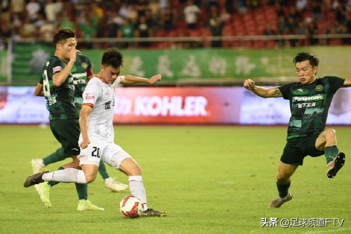 贵州恒丰足球俱乐部夺冠,贵州恒丰与上海申鑫赛况