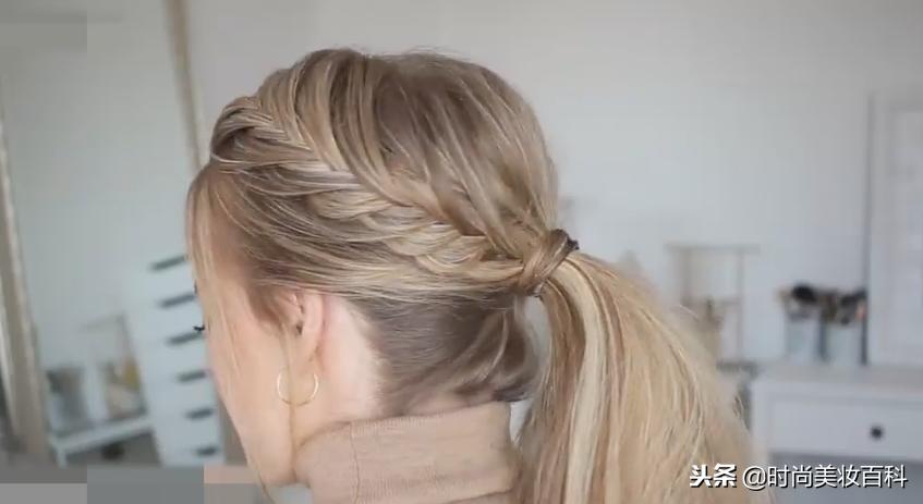法式的鱼骨辫发型怎么扎,鱼骨双马尾辫的发型
