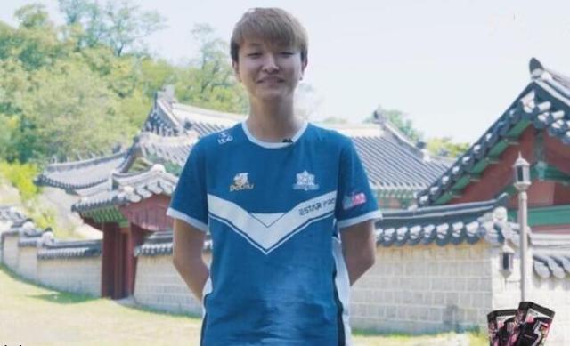 王者荣耀猫神cat怎么打辅助了,王者荣耀猫神cat夺了几冠