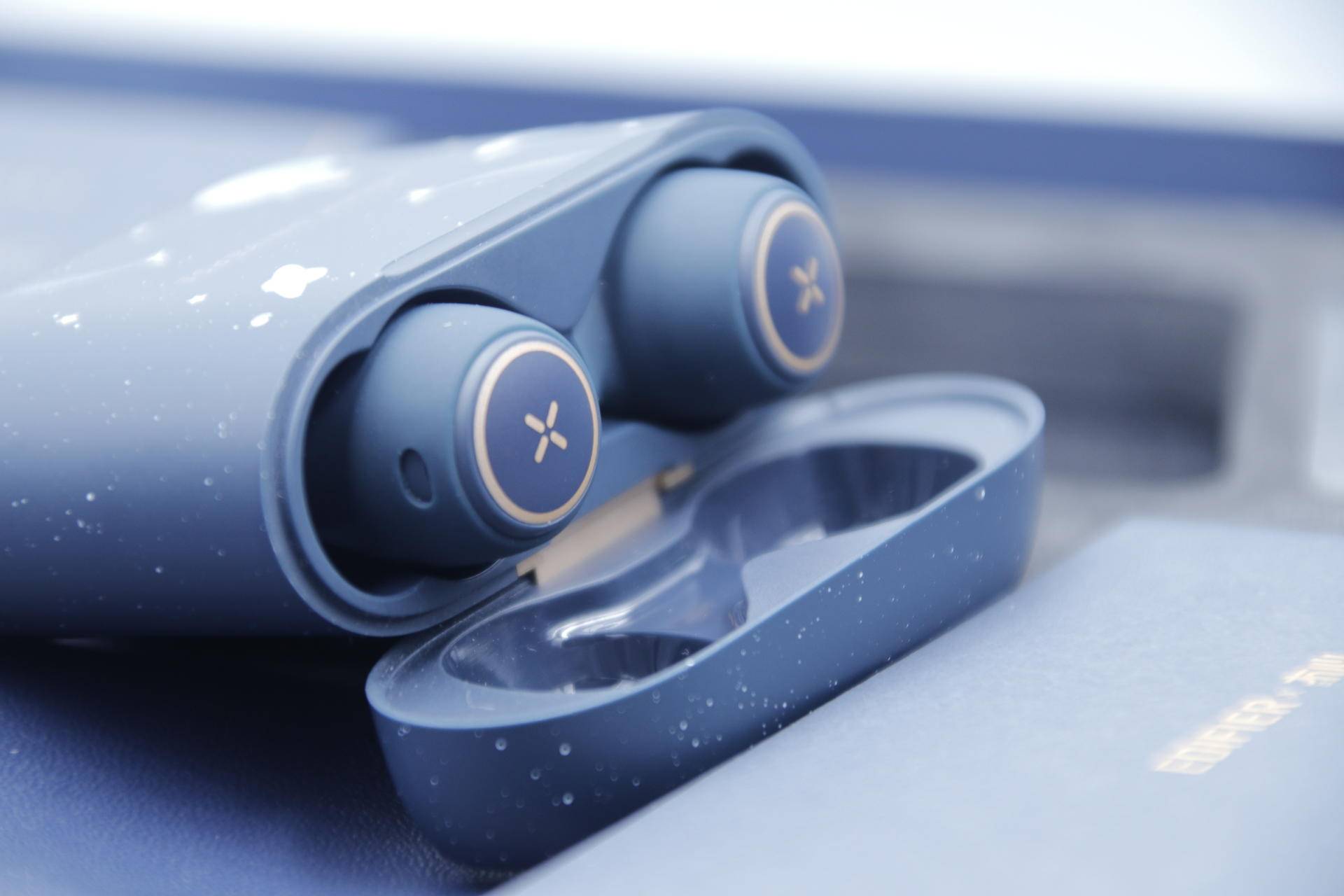 漫步者ejoy耳机和ejoy5的区别,漫步者ejoy5耳机值不值得买