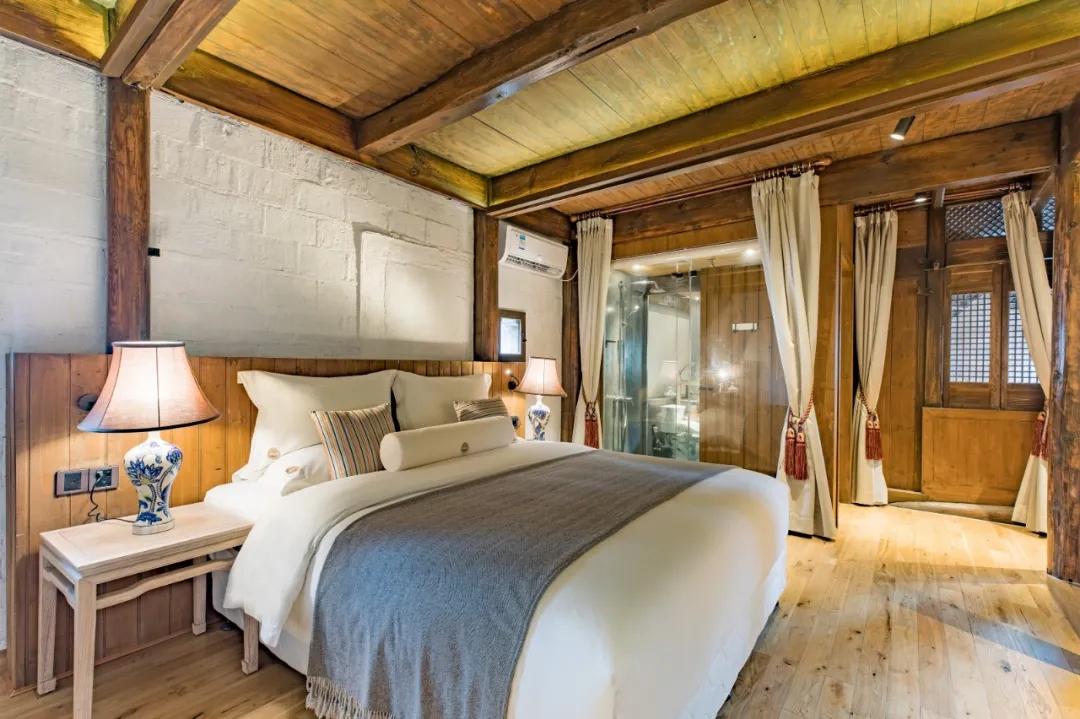 疫情防控取得阶段性胜利有序恢复,疫情胜利在望