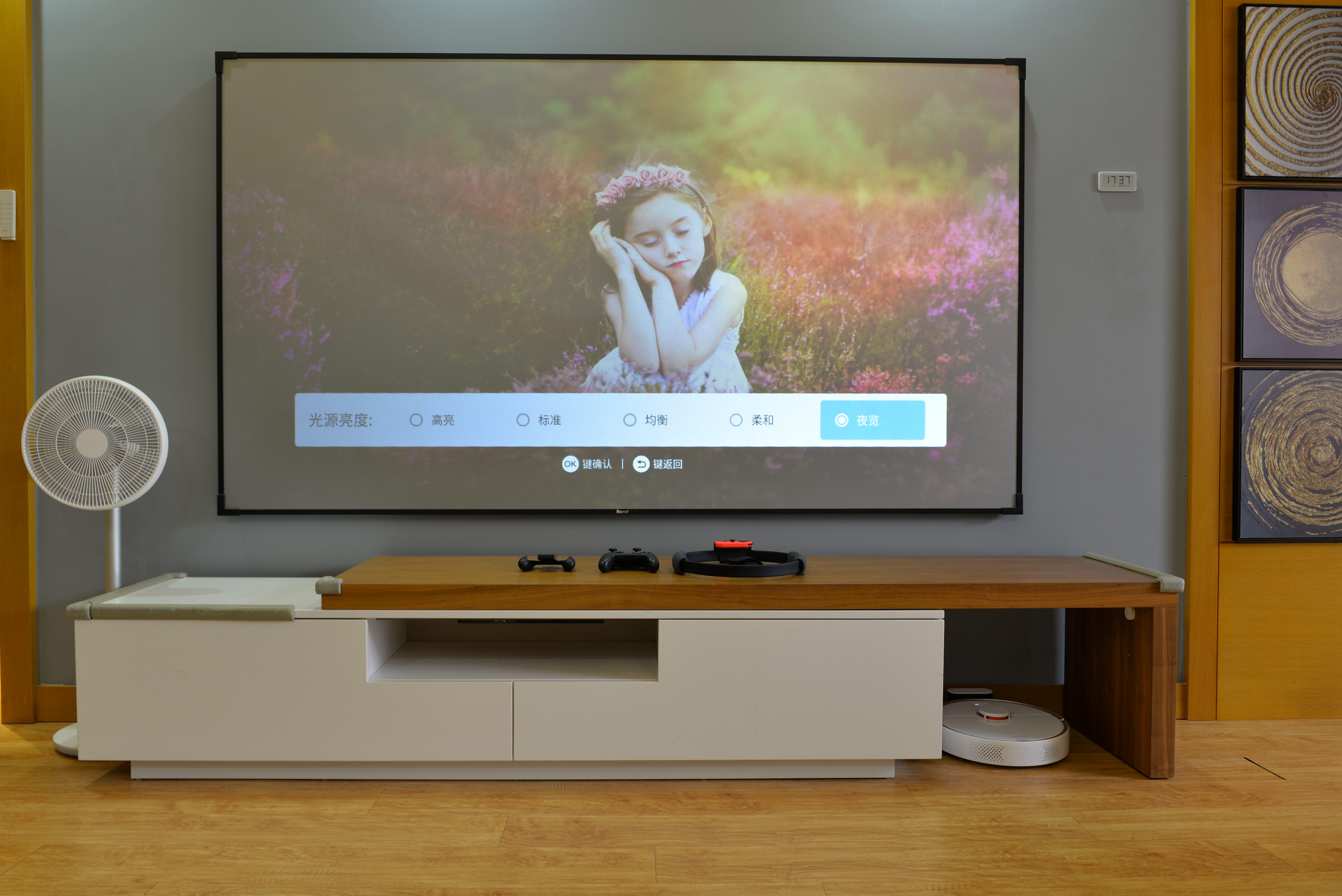 客厅要装投影怎么布线,小客厅投影方案