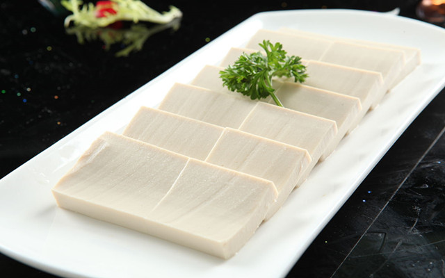 煎豆腐时下油锅多1步豆腐不粘锅,豆腐的做法简单又好吃煎豆腐