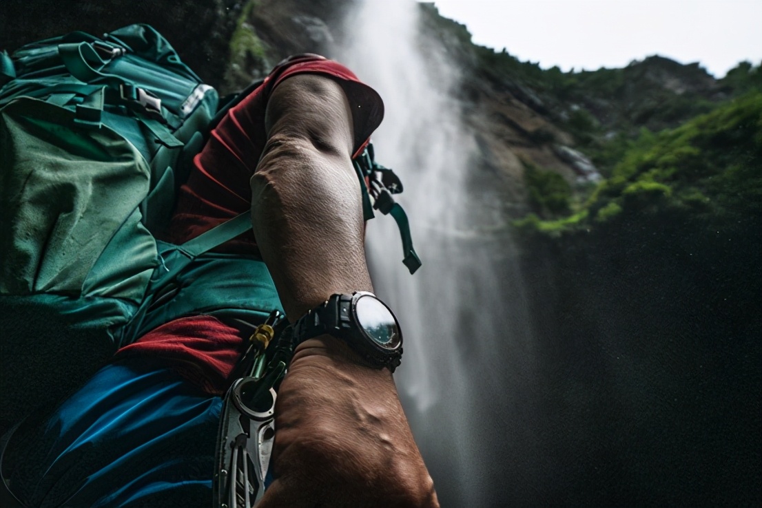 我与“熔岩瀑布”的日常PRW-30YT-1PR陪我体验浩瀚无垠