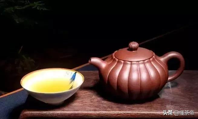 怎样鉴别紫砂壶泥料是否纯正呢,如何鉴别紫砂壶泥料真假