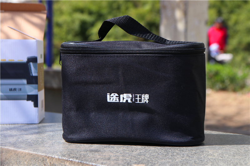 途虎王牌旋风t01充气泵使用方法,途虎汽车轮胎充气泵