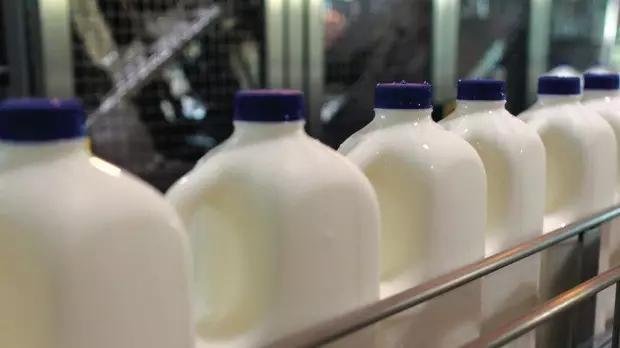 可口可乐和蒙牛,两大巨头同时联手了