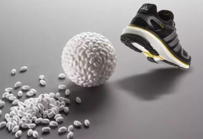 yeezyboost350v2creamwhite炒价,adidasyeezyboostrunner700v2