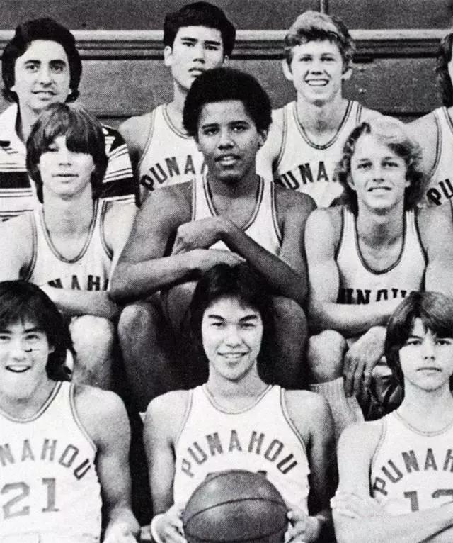 霍金站起来的照片,霍金站着