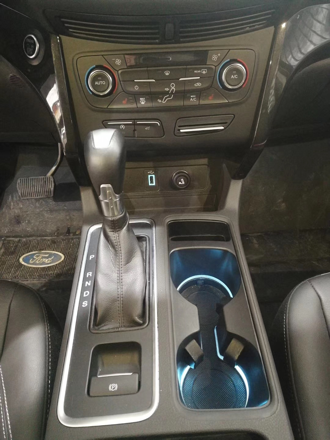 2017年福特翼虎2.0t四驱二手价格,福特翼虎2015款1.5t舒适前驱二手车