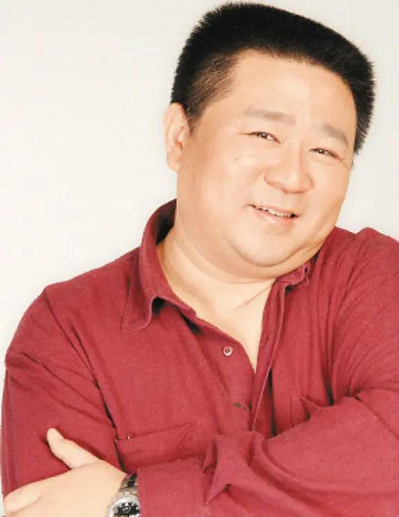 狄胖胖梁冠华图片,梁冠华因肥胖而自卑