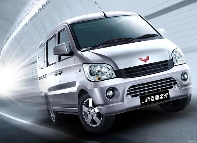 最经济实惠的大面包车有哪些,目前最好的客货两用面包车