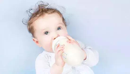 吃完就吐是怎么回事宝宝,吃完就吐奶是吃多了吗