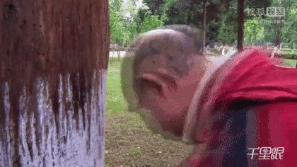 社会丨撞树、火烧、上吊…我国中老年硬核养生法，究竟有多野？