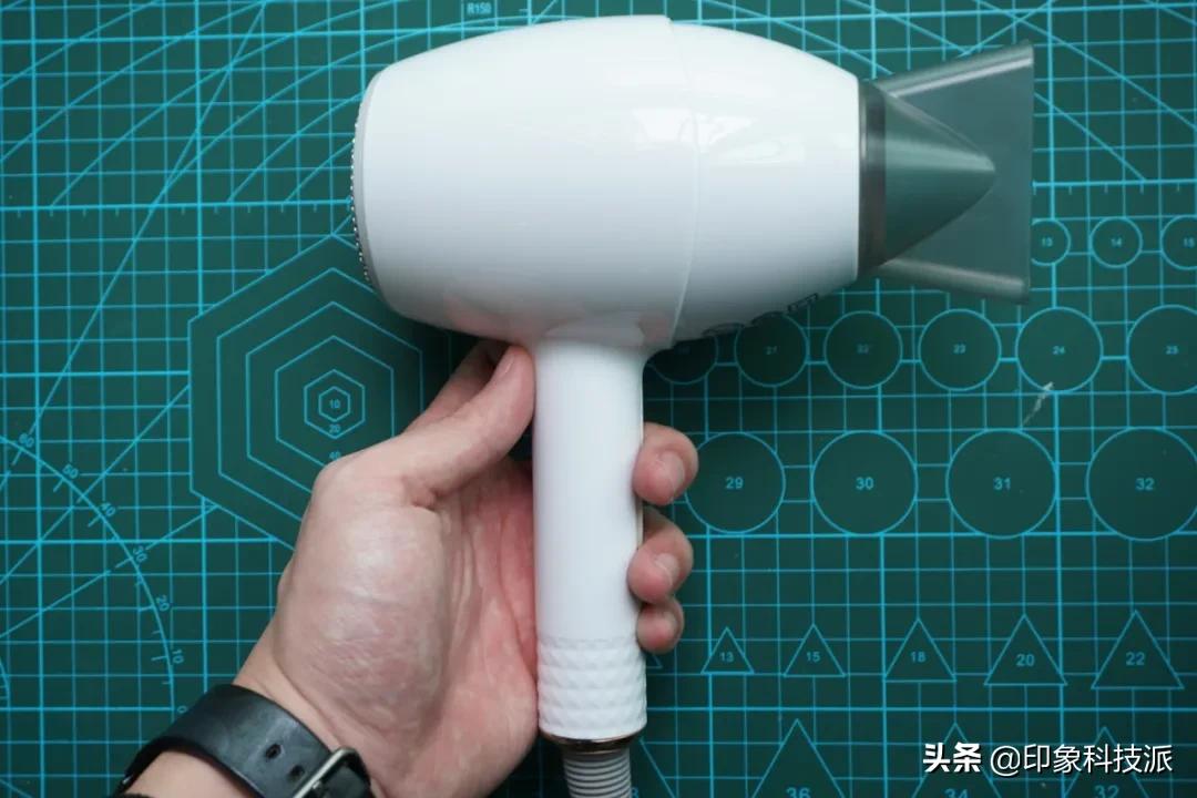 儿童孕妇专用电吹风,负离子电吹风孕妇能吹吗