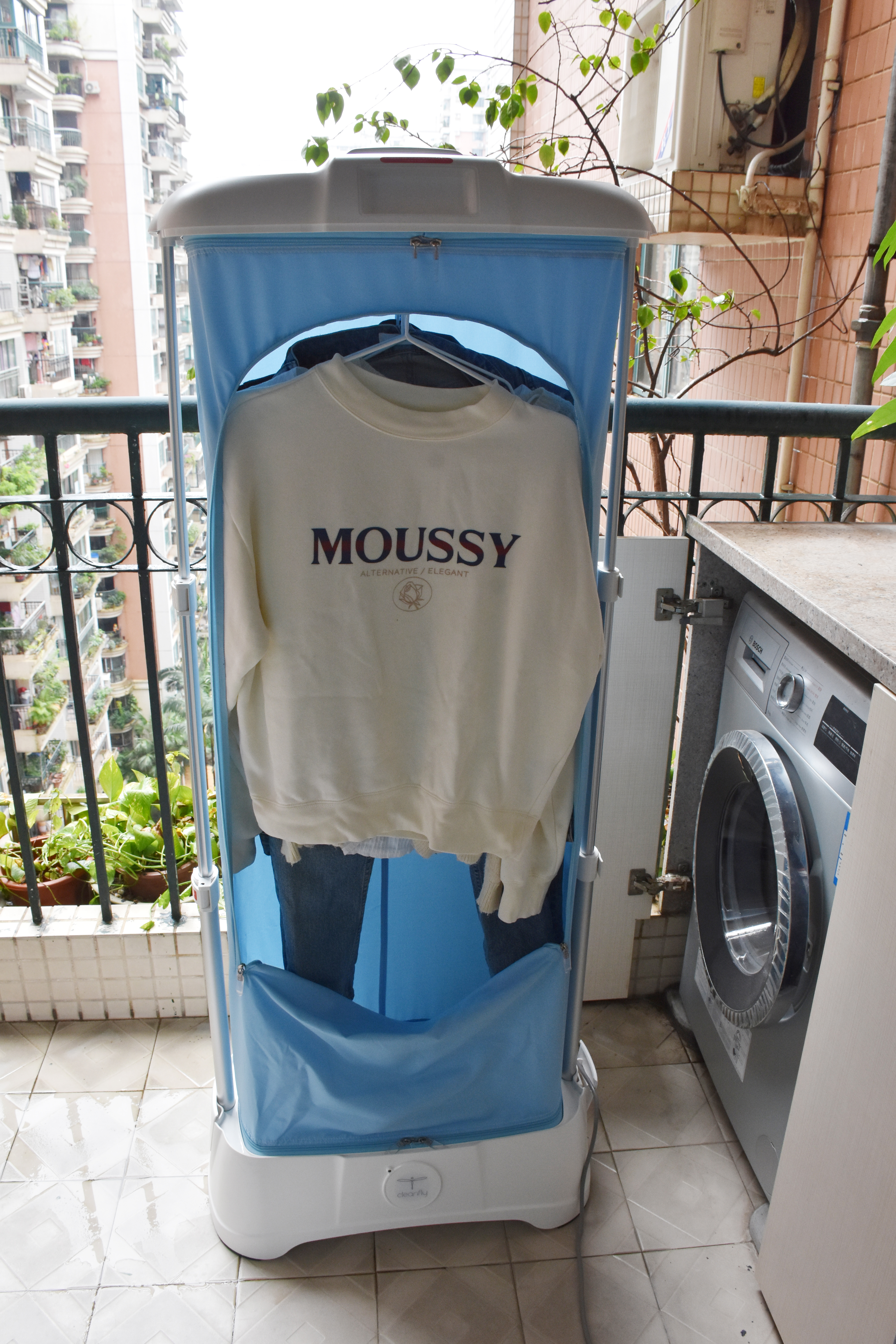 干衣机推荐天气变凉衣服很难干,下雨天的救星多功能干衣机