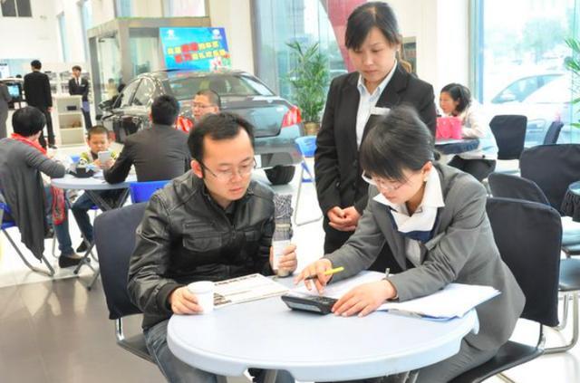 新手买车4s店最怕你检查5个地方,4s店买车怎样避免被宰