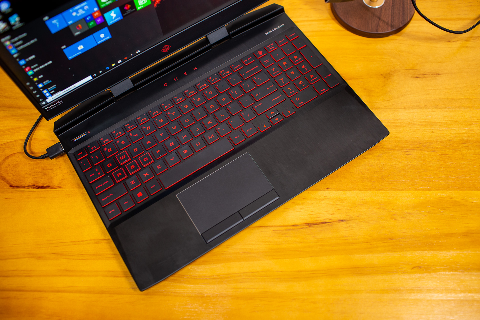 暗影精灵5和光影精灵5哪个好,暗影精灵5如何开启一键狂暴模式