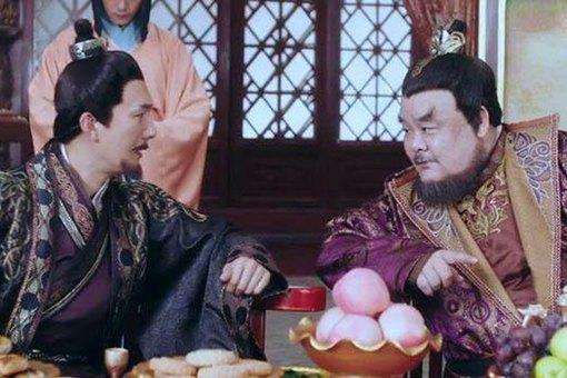 杨贵妃给安禄山洗过澡吗,杨贵妃为什么帮助安禄山