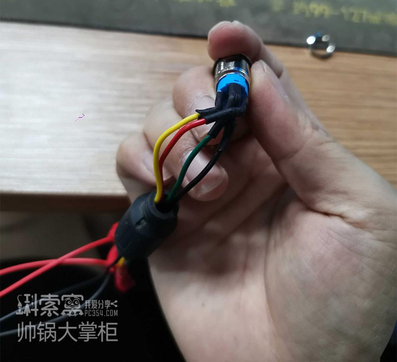 小蚂蚁阅读灯怎么取电,22款小蚂蚁阅读灯取电