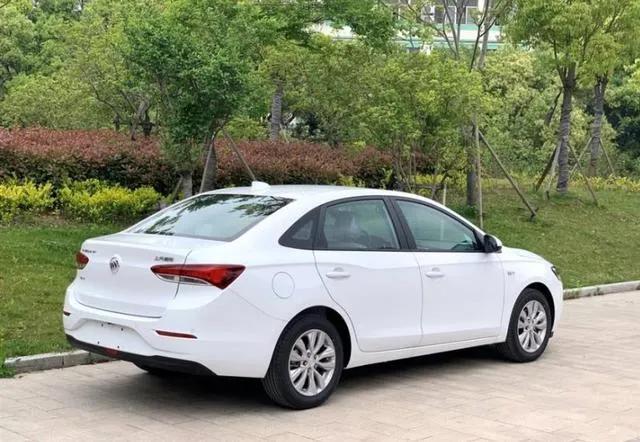 四缸英朗和轻混哪个好,英朗三缸和四缸哪个省油