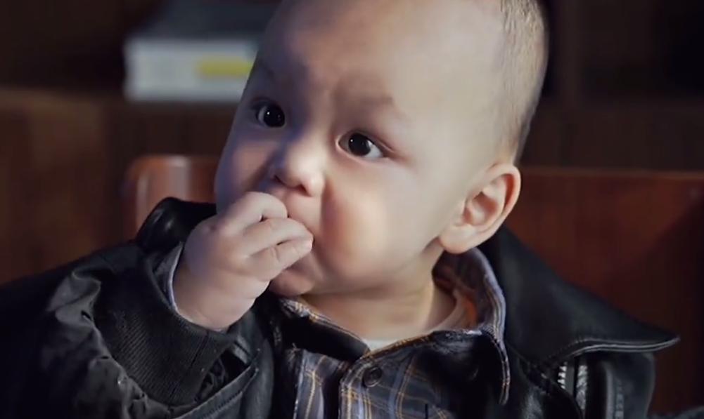 一岁萌娃获“尿不湿影帝”，一个镜头5种表情，被誉为星爷接班人