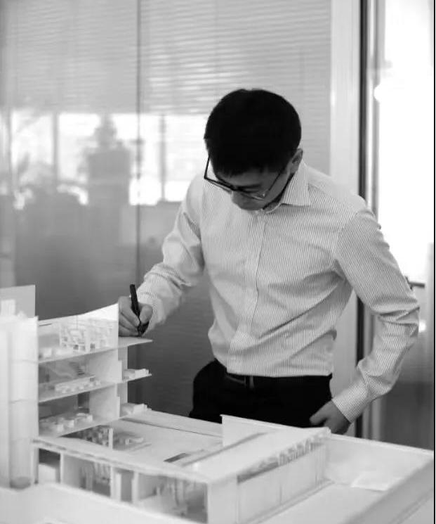 易盖房何红才完整视频,易盖房何红才最新视频