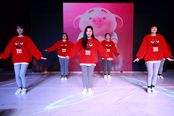 “思源·奋进·筑梦”2019年山东万方装饰集团年会举行