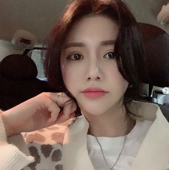 恒大太太团美女图片,恒大太太团金英权老婆