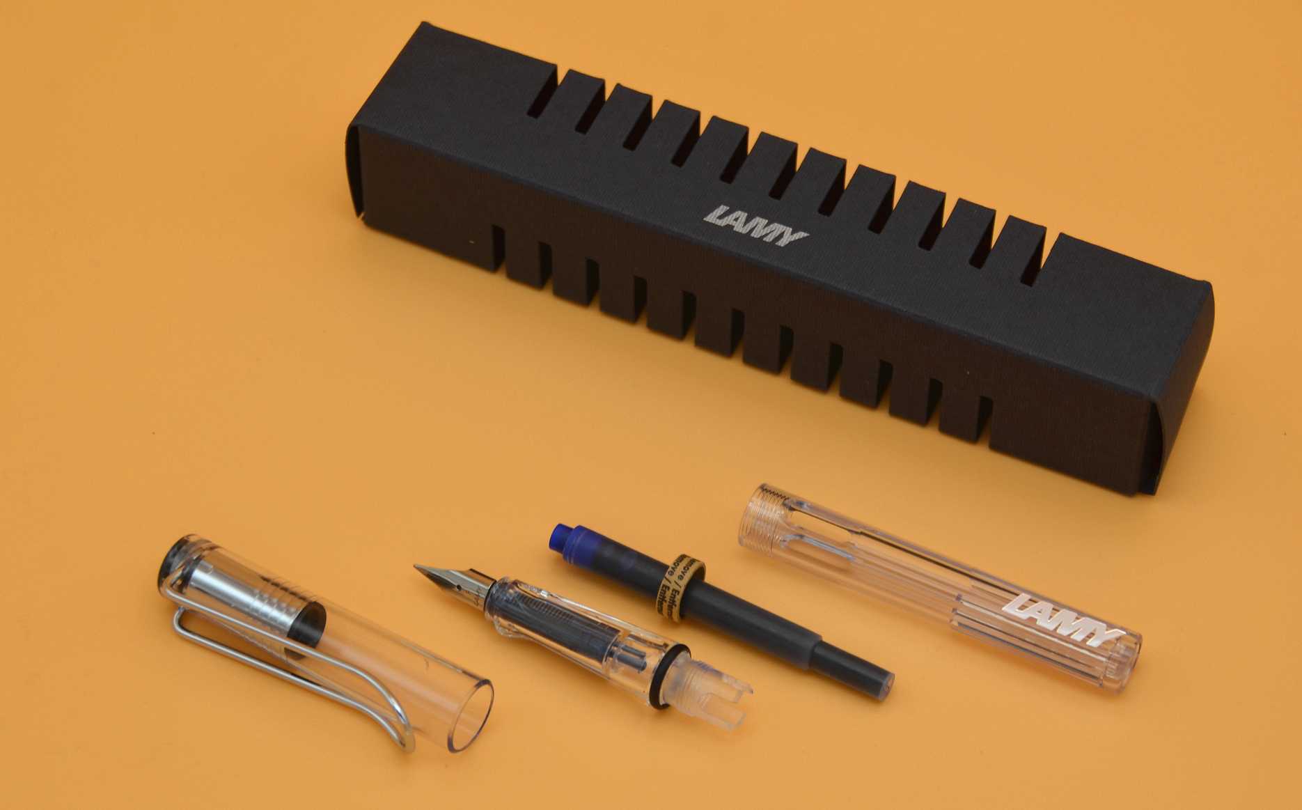 lamy凌美笔如何吸墨,lamy凌美尖墨水笔怎么样