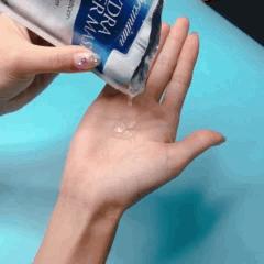 爱出油还起皮用什么粉底液,爱出油的皮肤怎么办