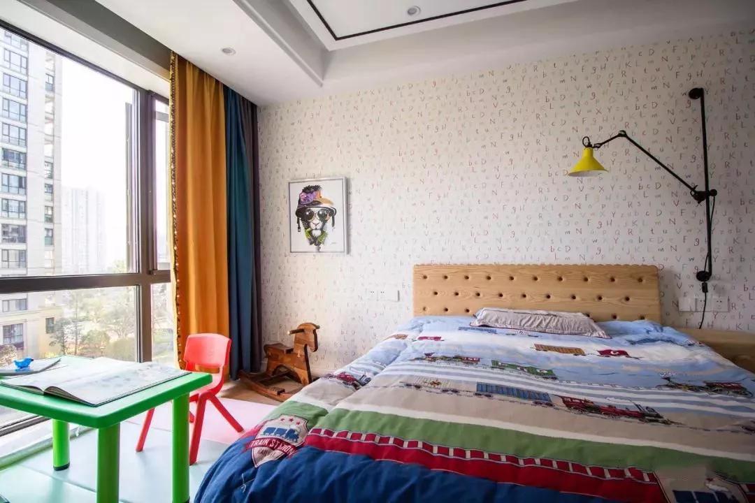 浅色中式电视柜一体背景墙,简单便宜的中式风格的电视墙