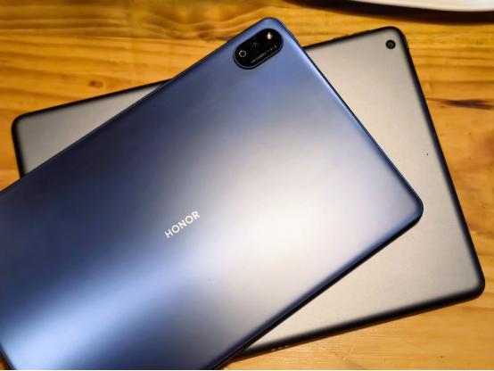 平板建议选安卓还是苹果,目前平板用苹果的还是安卓的好