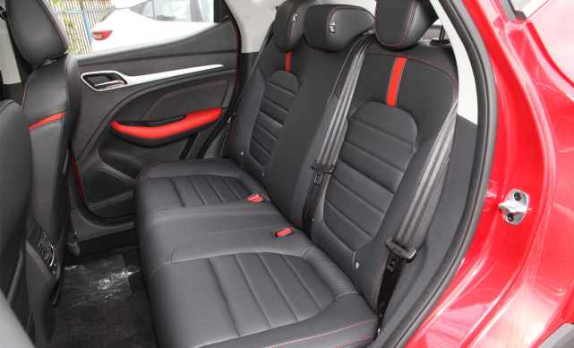 名爵zs8万公里值得买吗,名爵zs8.58万手动的配置